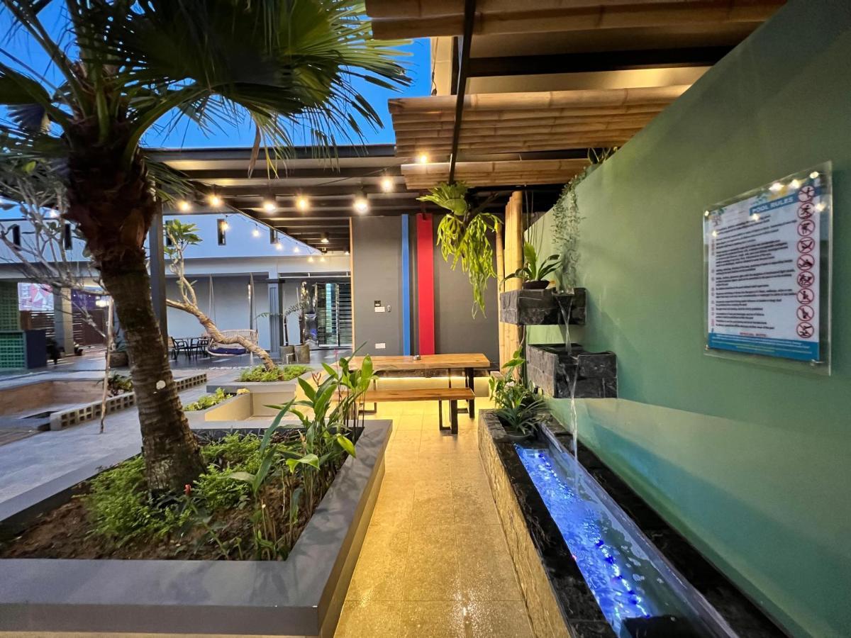 The Uniique Haus - Johor 1St Staycation Water Dining Experience Johor Bahru Exterior photo