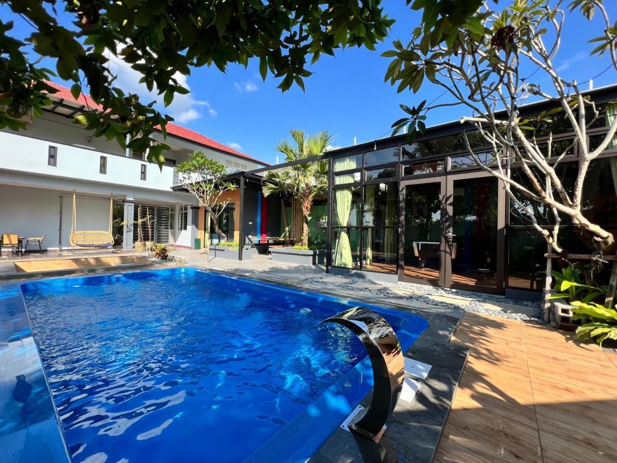 The Uniique Haus - Johor 1St Staycation Water Dining Experience Johor Bahru Exterior photo